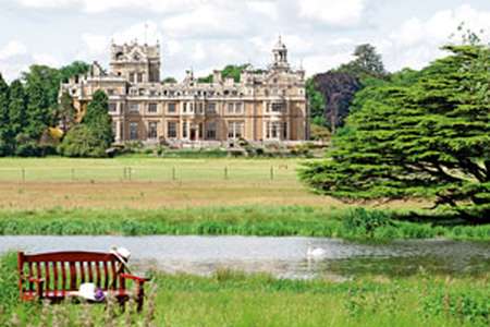thoresby hall dinosaur park